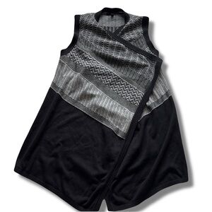 Banana Republic Knit Shawl Vest Boho Minimalist‎ Artsy | Dark Academia Chic